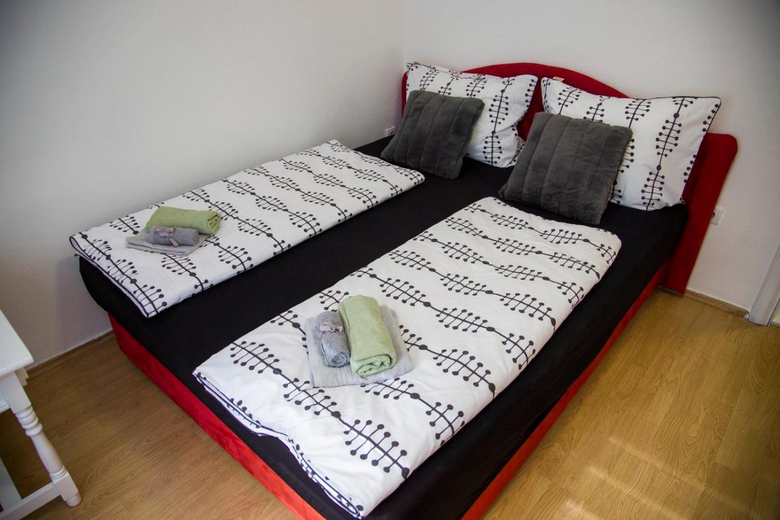 Apartman Puente Viejo Mostar Eksteriør billede